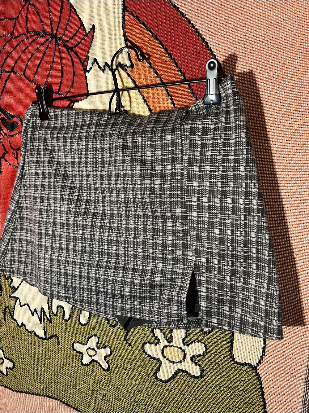 Grey patterned mini skirt